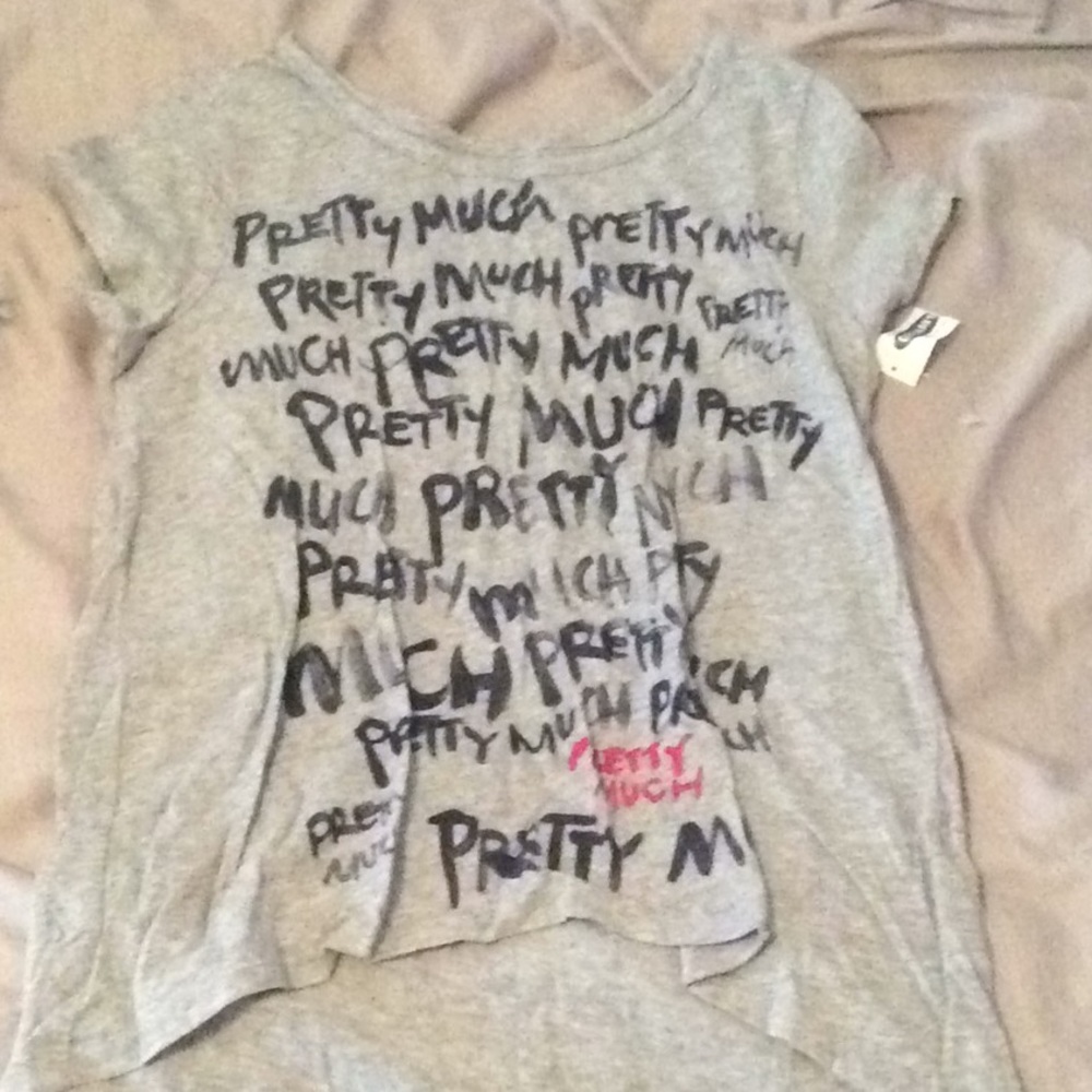 Hi-low grey shirt